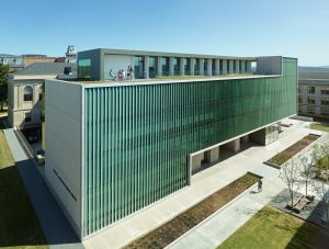 Aerial view of students on the roof of the Steven L. Anderson Design Center