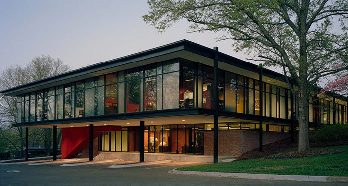 Arch Daily Interviews Marlon Blackwell video thumbnail or The Fullbright Building exterior at night